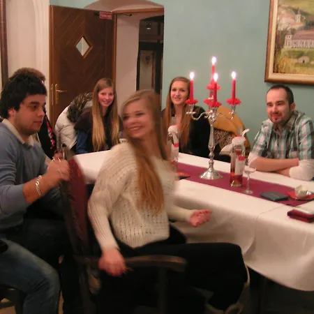 Hotel Kastiel Biela Dama A Cierny Rytier Krompachy