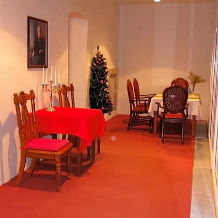 Kaštieľ Biela Dáma A čierny Rytier