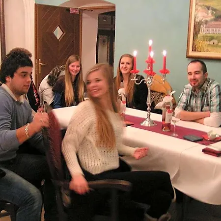 Kaštieľ Biela Dáma A čierny Rytier *