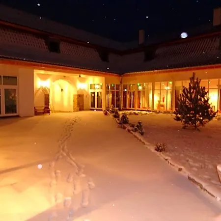 Kaštieľ Biela Dáma A čierny Rytier *