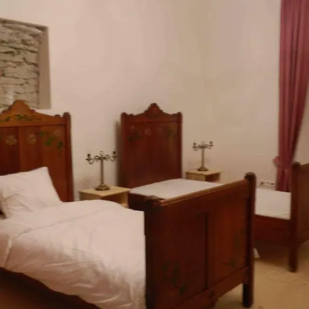 Kaštieľ Biela Dáma A čierny Rytier * Krompachy