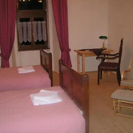 Kaštieľ Biela Dáma A čierny Rytier Hotel Krompachy