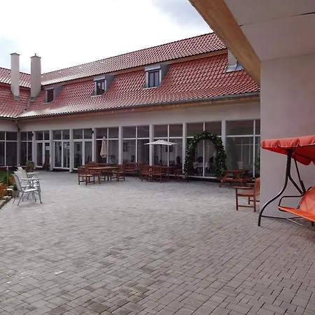 Hotel Kaštieľ Biela Dáma A čierny Rytier Krompachy